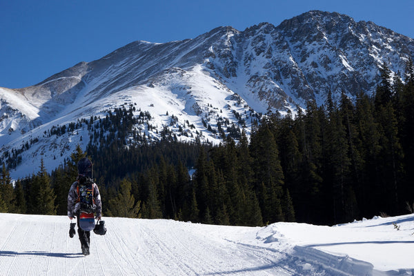 Best Places to Snowboard in Japan: Top Destinations