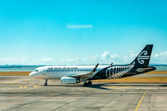 eSIM & SIM Card Options at Auckland Airport: How Smart Travelers Stay Connected