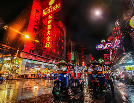 Flight Time UK to Thailand: Routes & Jet Lag Tips