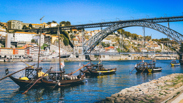 Exploring Portugal's Borders: Which Countries Share the Iberian Peninsula?
