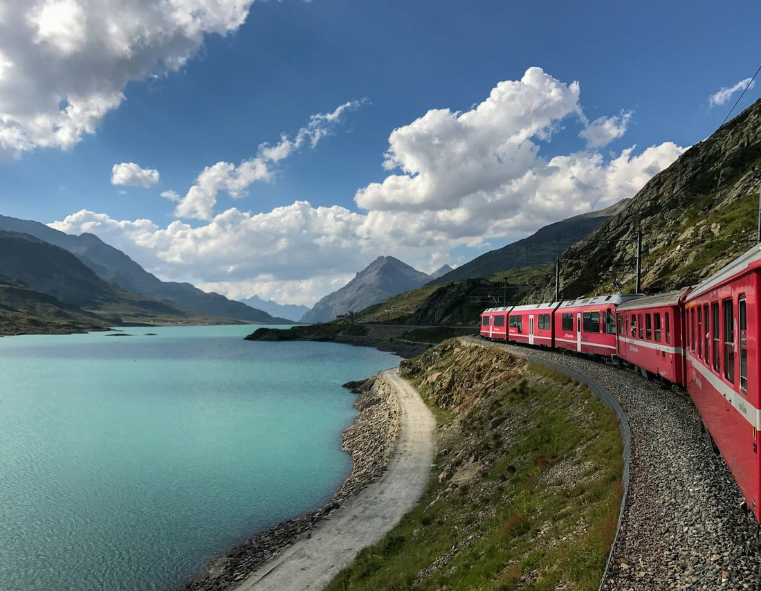 Switzerland Tour Package vs DIY Travel