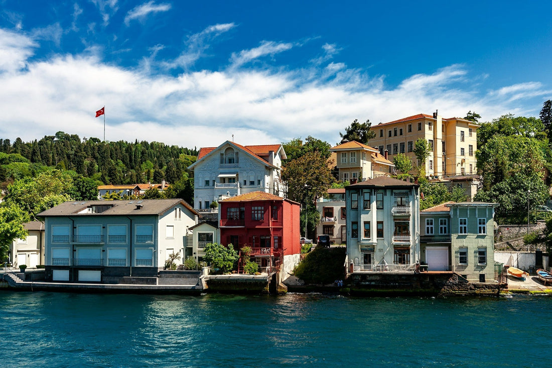 Does Turkey Use Euros or Lira? Your Essential Guide to Turkish Currency