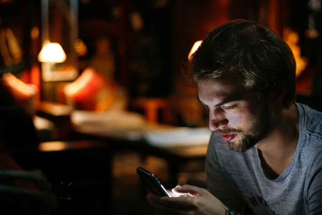 Vodafone UK Roaming vs Simify: Which One Wins?